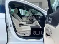 2017 Mercedes Benz E-Class фото