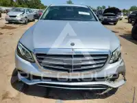 2017 Mercedes Benz E-Class фото