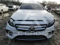 2017 Mercedes Benz E-Class фото
