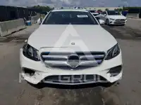 2017 Mercedes Benz E-Class photo