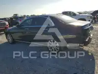 2017 Mercedes Benz E-Class фото
