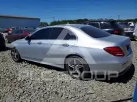 2017 Mercedes Benz E-Class фото