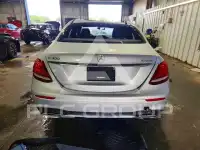 2017 Mercedes Benz E-Class фото
