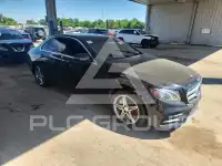 2017 Mercedes Benz E-Class фото
