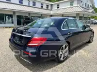 2017 Mercedes Benz E-Class фото