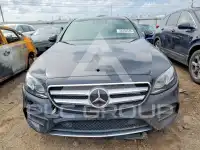 2017 Mercedes Benz E-Class фото