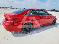 2017 Mercedes Benz E-Class фото