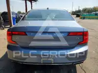 2017 Volvo S90 фото