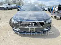2017 Volvo S90 фото