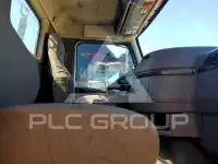 2017 Volvo VNL photo
