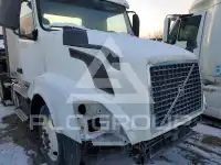 2017 Volvo VNL фото