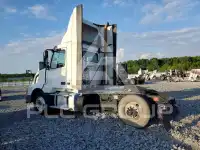 2017 Volvo VNL фото