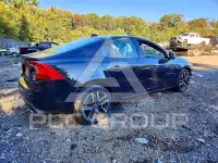 2017 Volvo S60 photo