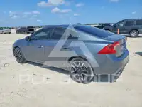 2017 Volvo S60 фото