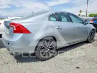 2017 Volvo S60 photo