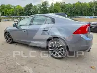 2017 Volvo S60 photo