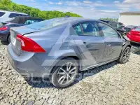 2017 Volvo S60 фото