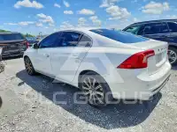 2017 Volvo S60 фото