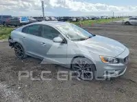 2017 Volvo S60 фото