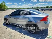 2017 Volvo S60 фото
