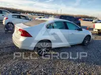 2017 Volvo S60 фото
