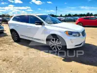 2017 Volvo XC60 photo
