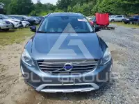 2017 Volvo XC60 фото