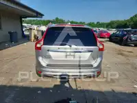 2017 Volvo XC60 фото