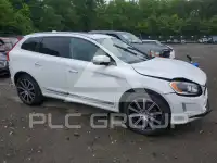 2017 Volvo XC60 photo