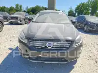 2017 Volvo XC60 фото