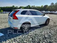 2017 Volvo XC60 фото