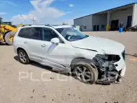 2017 Volvo XC90 фото