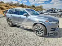 2017 Volvo XC90 фото