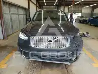 2017 Volvo XC90 фото