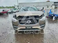 2017 Volvo XC90 фото