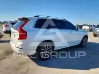 2017 Volvo XC90 фото