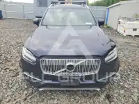 2017 Volvo XC90 фото