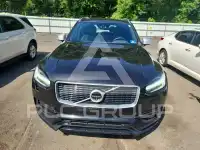 2017 Volvo XC90 фото