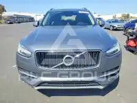 2017 Volvo XC90 фото
