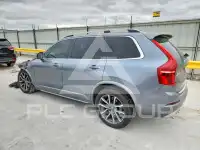 2017 Volvo XC90 фото