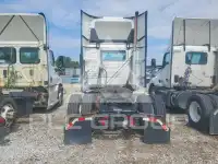 2017 Volvo VNL photo