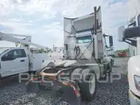 2017 Volvo VNL photo