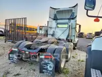 2017 Volvo VNL фото