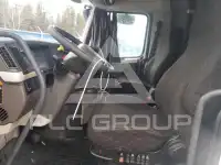 2017 Volvo VNL photo