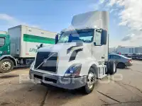 2017 Volvo VNL фото