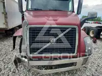 2017 Volvo VNL photo