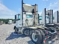 2017 Volvo VNL фото
