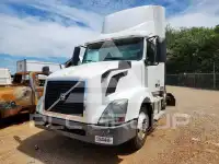 2017 Volvo VNL photo