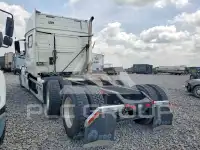 2017 Volvo VNL photo