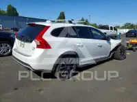 2017 Volvo V60 фото